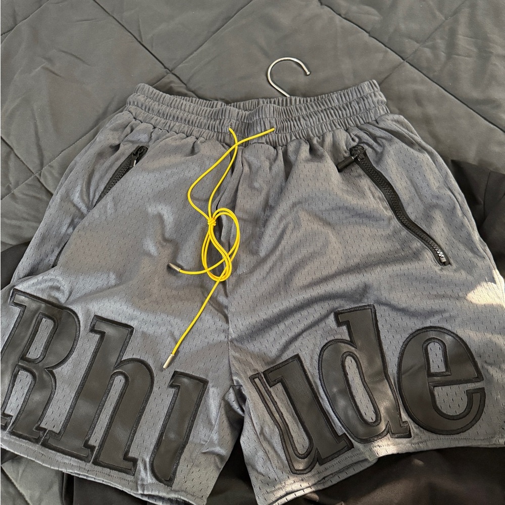 Rhude Gray Men's Shorts with Black Accents